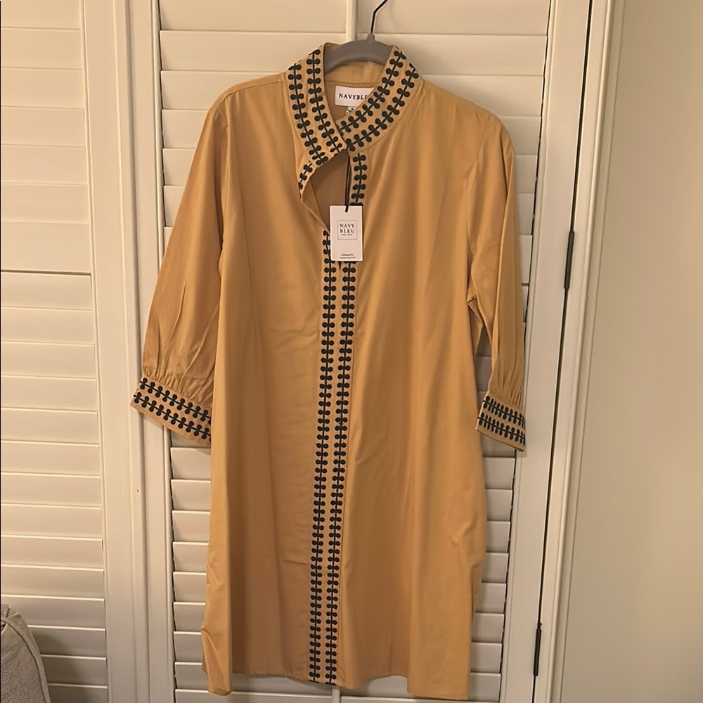 Gold dress with black embroidery . NWT size medium dress by NavyBleu